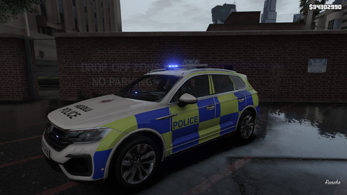 Heddlu Police (ARV) - Volkswagen Touareg Livery