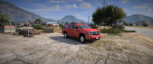 [FiveM Ready] LACoFD Battalion 6 Chevrolet Suburban | Non-ELS | 32 Sirens