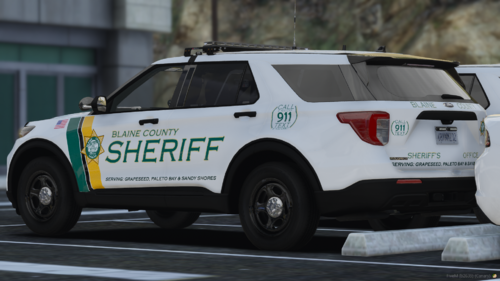 Could contain: vehicle, text, land vehicle, wheel, tire, transport, outdoor, sport utility vehicle, auto part, car, motor vehicle, automotive exterior, bumper, compact sport utility vehicle, crossover suv, roof rack, ford, automotive luggage rack, vehicle registration plate, road, police, street, suv