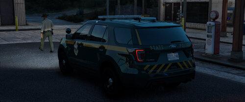 Could contain: land vehicle, vehicle, wheel, transport, tire, outdoor, vehicle registration plate, text, auto part, sport utility vehicle, roof rack, automotive exterior, automotive luggage rack, emergency service, motor vehicle, emergency vehicle, automotive carrying rack, bumper, road, car, police, parked, street, jeep, ground, emergency