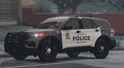 Could contain: vehicle, land vehicle, wheel, tire, transport, car, police, auto part, outdoor, sport utility vehicle, bumper, fender, compact sport utility vehicle, automotive exterior, automotive tire, roof rack, law enforcement, crossover suv, police car, road, nissan, ford, land rover, motor vehicle, text, street, suv