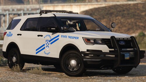 Could contain: vehicle, land vehicle, wheel, tire, outdoor, transport, bumper, sport utility vehicle, auto part, ford, car, roof rack, compact sport utility vehicle, mitsubishi, fender, automotive luggage rack, motor vehicle, automotive tire, crossover suv, automotive exterior, police, ground, parked, suv