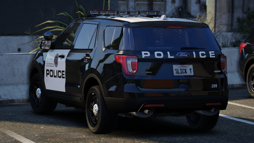 Could contain: vehicle, text, land vehicle, wheel, tire, outdoor, vehicle registration plate, auto part, sport utility vehicle, bumper, automotive exterior, road, automotive tire, motor vehicle, fender, roof rack, compact sport utility vehicle, automotive luggage rack, transport, car, street, police, jeep, rally